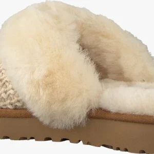 Ugg W Cozy Chaussons En Blanc exclusivement disponibles 12