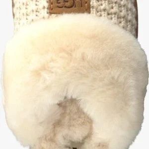 Ugg W Cozy Chaussons En Blanc exclusivement disponibles 14