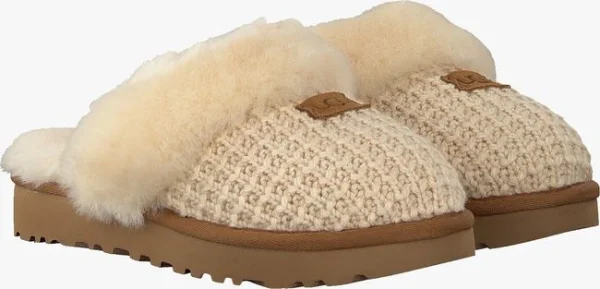 Ugg W Cozy Chaussons En Blanc exclusivement disponibles 7