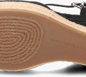 grande popularité Tommy Hilfiger Basic Closed Toe High Wedge Espadrilles En Noir 13