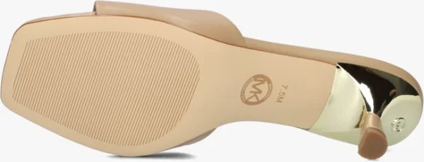 offre spéciale Michael Kors Amal Kitten Sandal En Camel 5